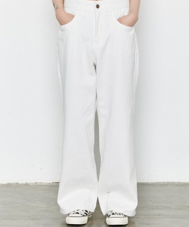 비에스래빗 WMNS LOOSEFIT COTTON PANTS (White)