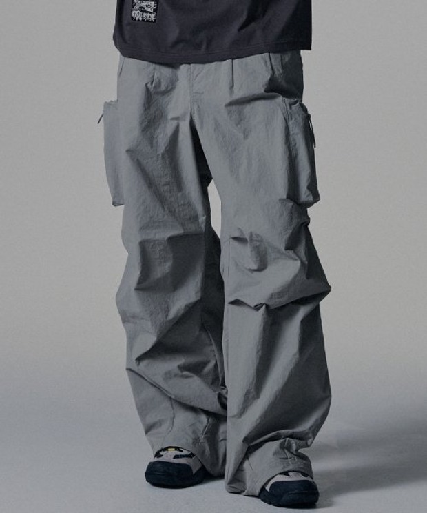 낫포너드 Nylon Big Pocket Parachute Pants (Light Grey)