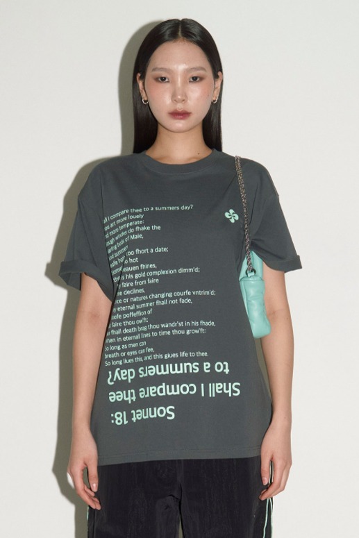 헤레틱  소네트 18 티셔츠 SONNET 18 T-SHIRT (Charcoal)